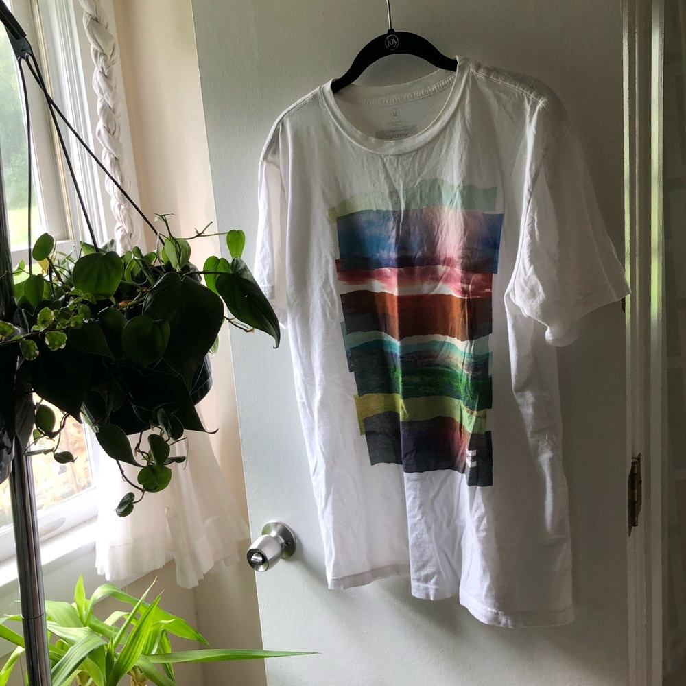 TOMS tshirt